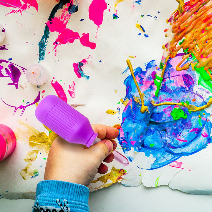 Chunky, brightly coloured and easy to hold giant pipettes. Perfect for Science, Art and messy play. Supplied with sturdy storage stand.