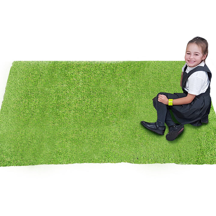 Artificial, durable grass shapes suitable for indoor or outdoor use. Children can enjoy the sensorial experience while learning about shape, counting, and size. 200 x 100cm play mat