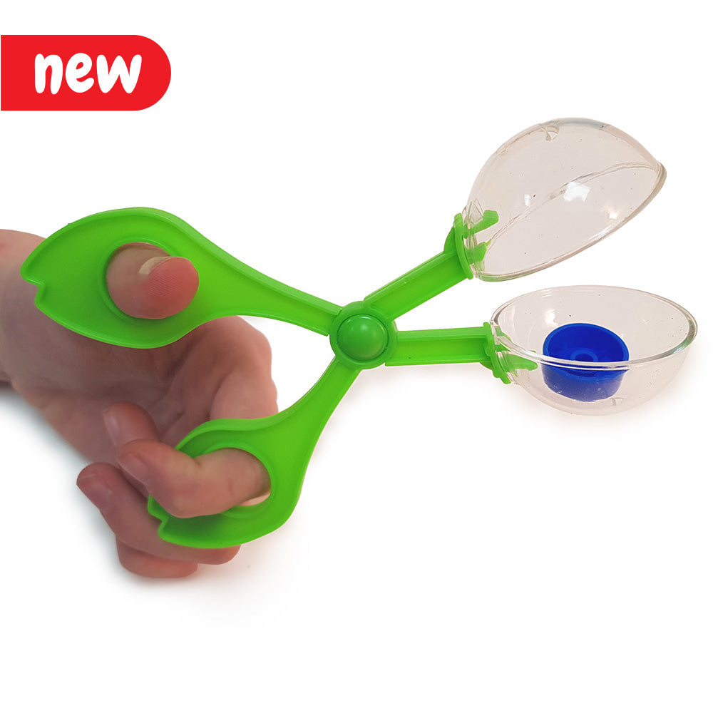 A set of versatile scooping tools designed for scooping, catching, and releasing small objects, insects, bugs, and more. Ideal for developing fine motor skills and hand strength, particularly beneficial for individuals with Special Educational Needs (SEN)