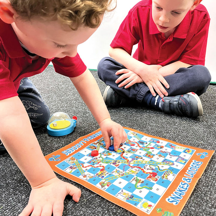 Snakes & Ladders Dice Game