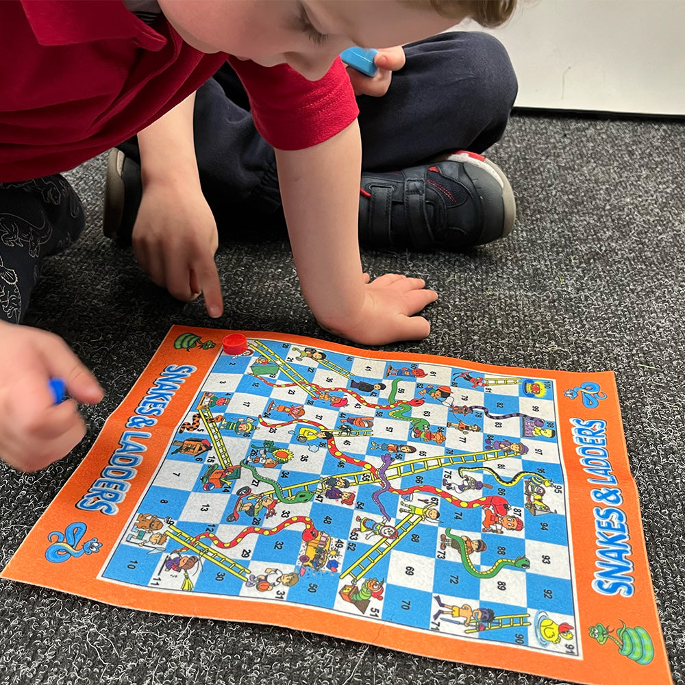 Snakes & Ladders Dice Game