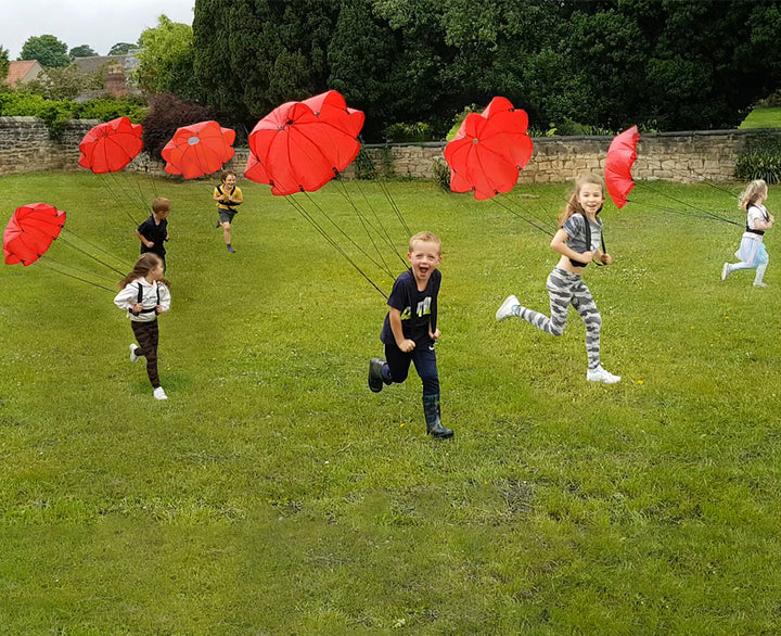 A very large resistance parachute designed to encourage children to run and learn about air resistance effects. Ideal for outdoor activities and perfect for Sports Day. Develops competence and confidence in agility and competition. Size: 90 cm diameter. Suitable for ages 5 and up